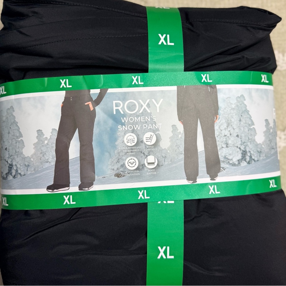 Roxy Women's Black‎ Ski Snow pants New size XL